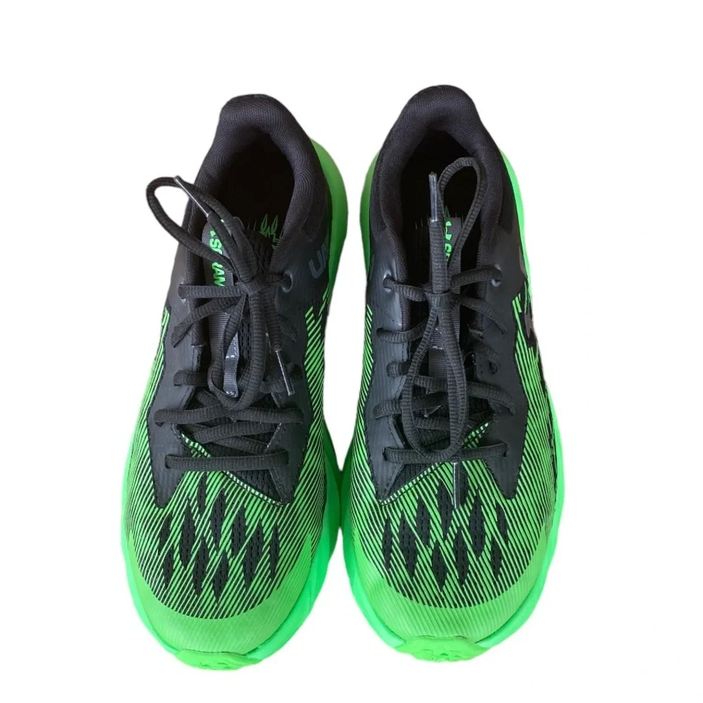 Under Armour UA Charged Scramjet 3 Black Laser Green/Black Youth Sneakers Sz 7Y